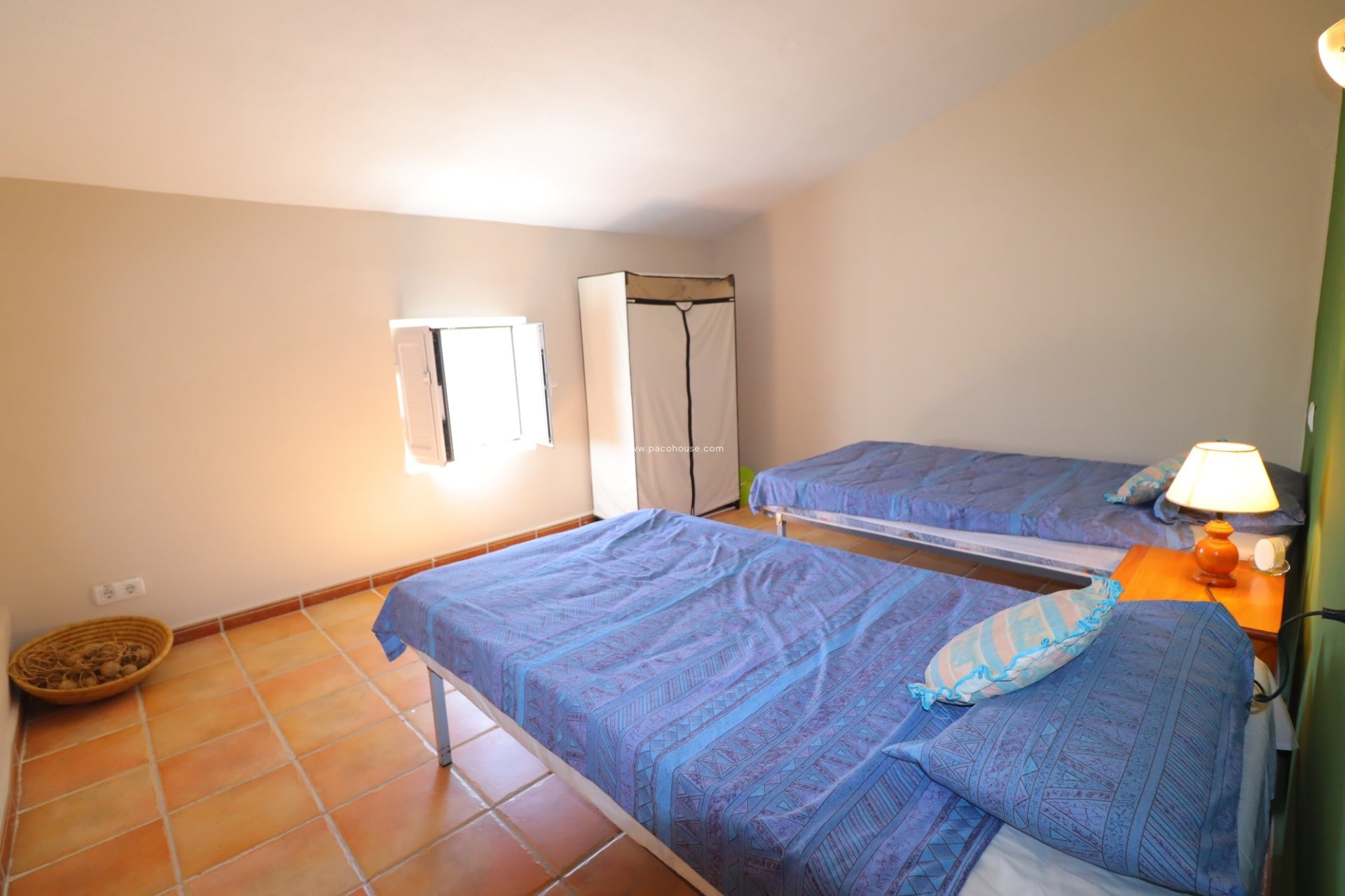 Reventa - Cortijo -
Velez-Blanco