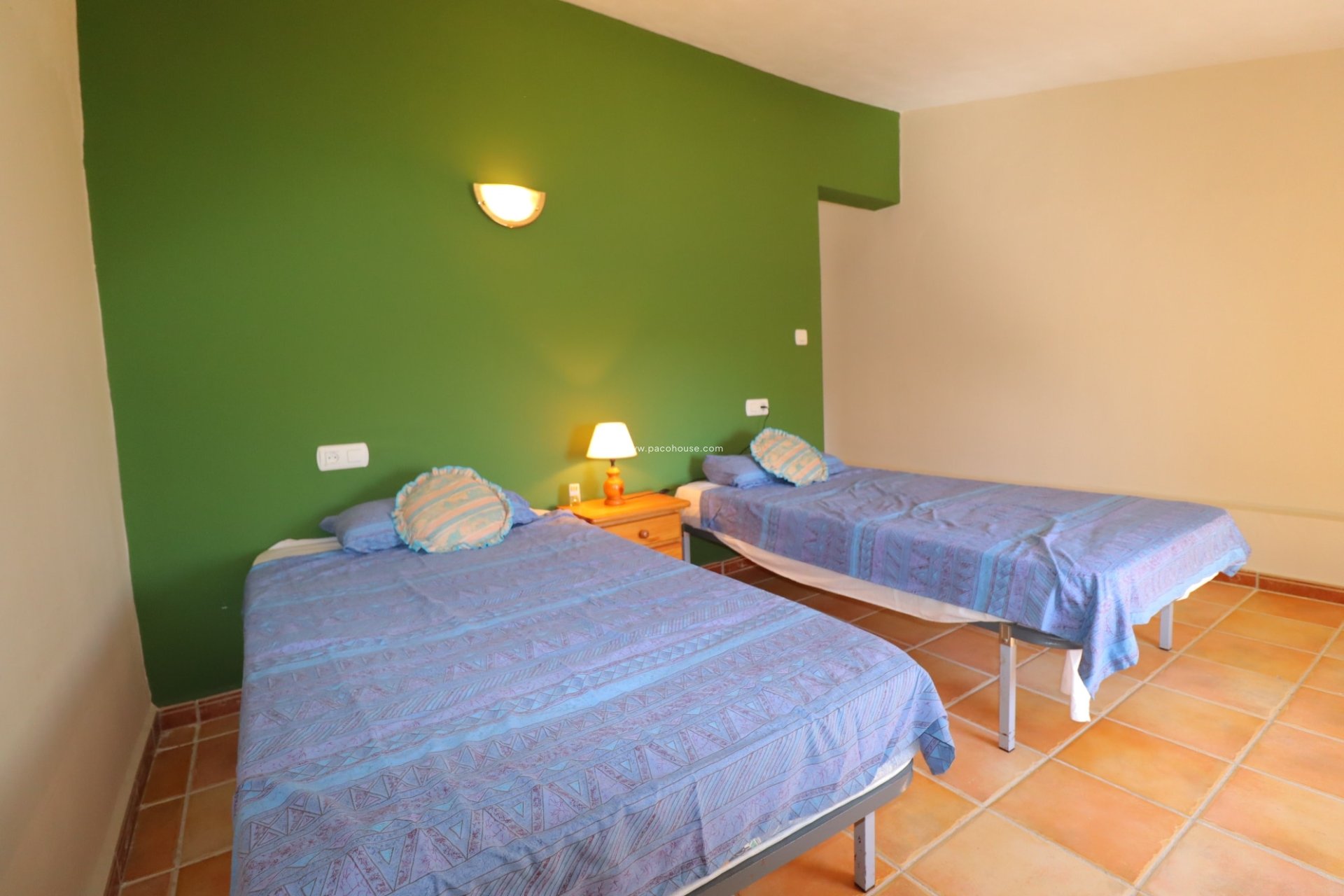 Reventa - Cortijo -
Velez-Blanco