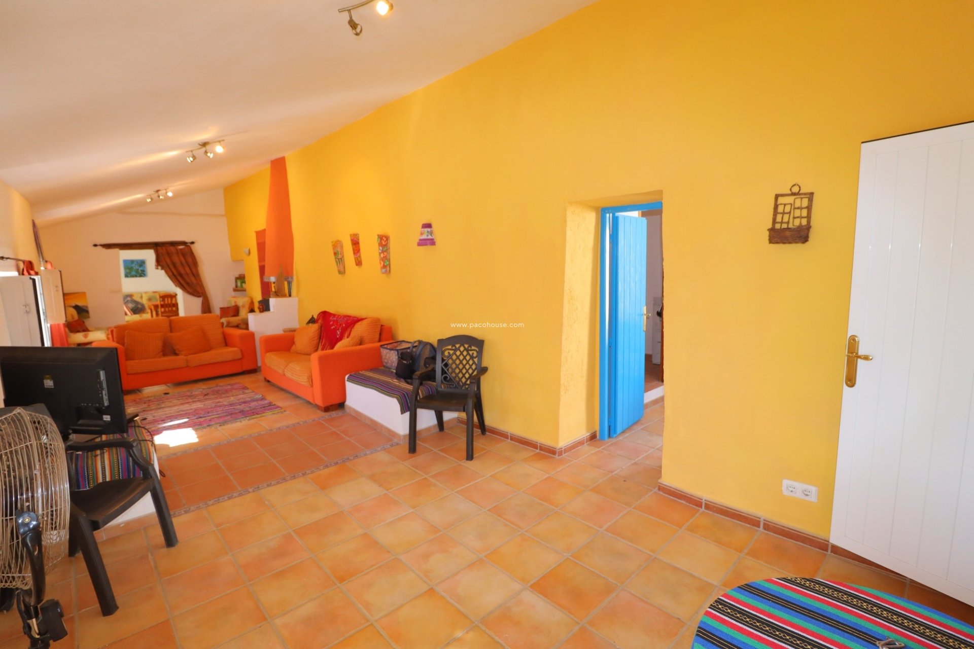 Reventa - Cortijo -
Velez-Blanco