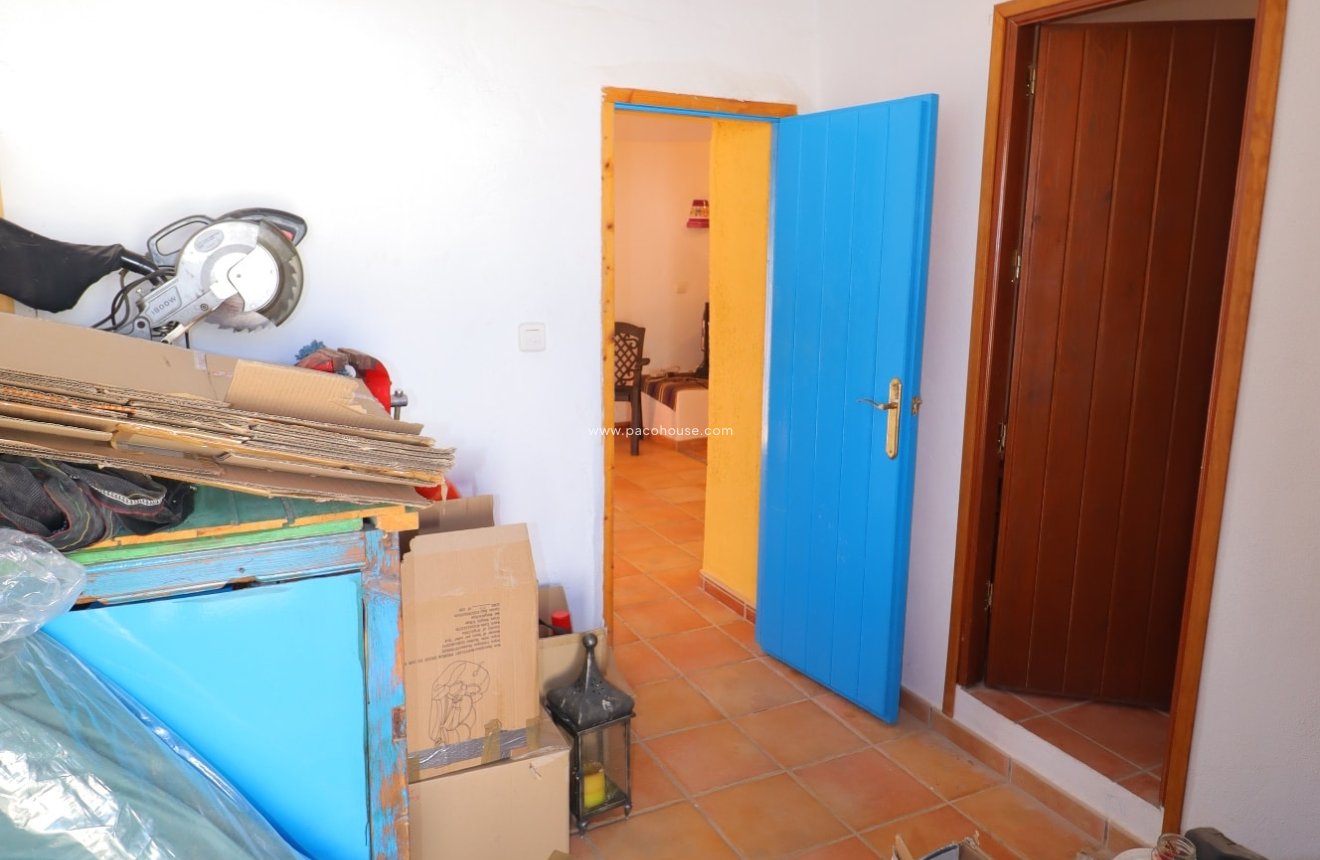 Reventa - Cortijo -
Velez-Blanco