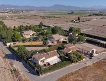 Reventa - Country House -
Purias