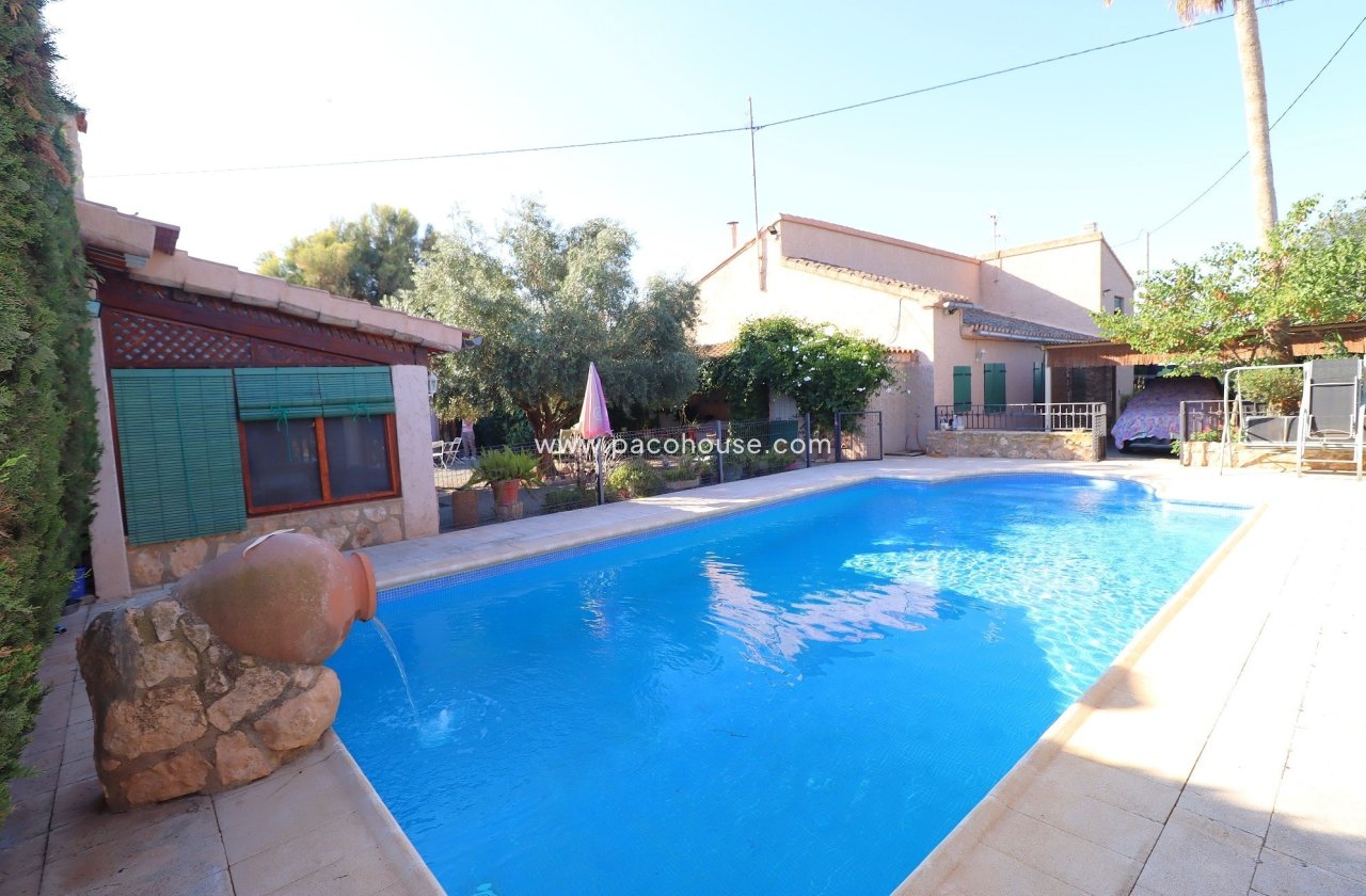 Reventa - Country House -
Purias