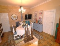 Reventa - Country House -
Purias