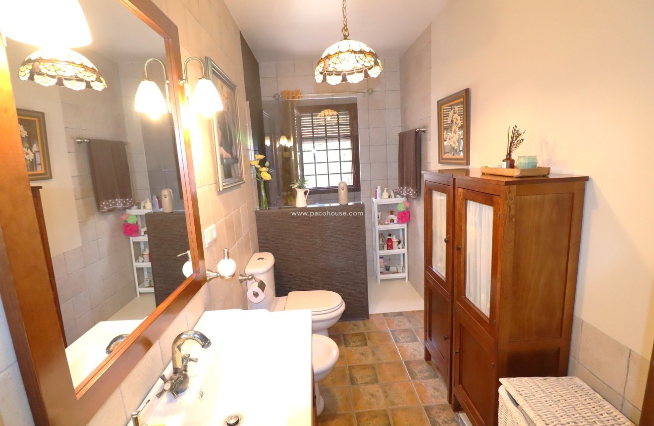 Reventa - Country House -
Purias