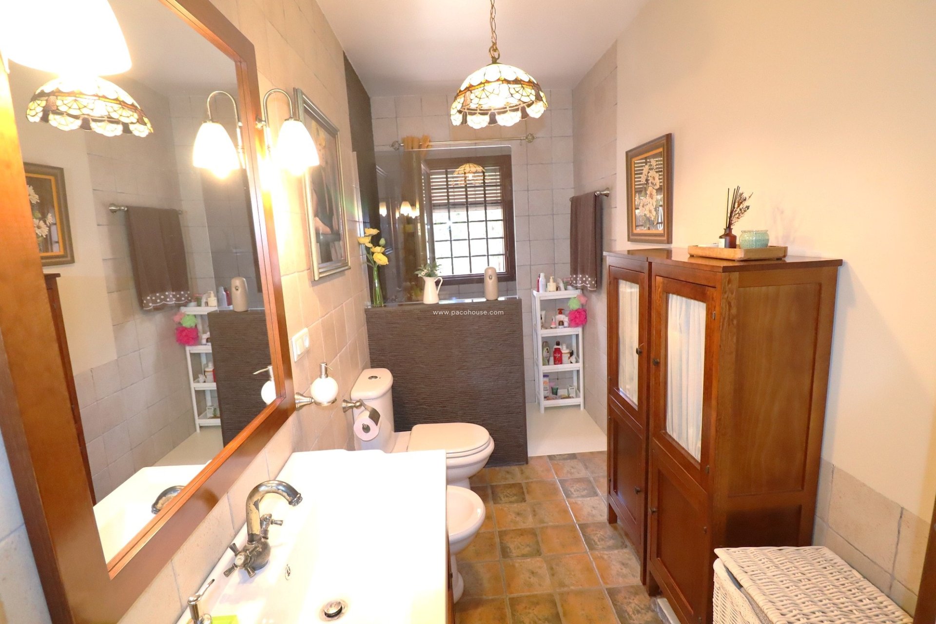 Reventa - Country House -
Purias