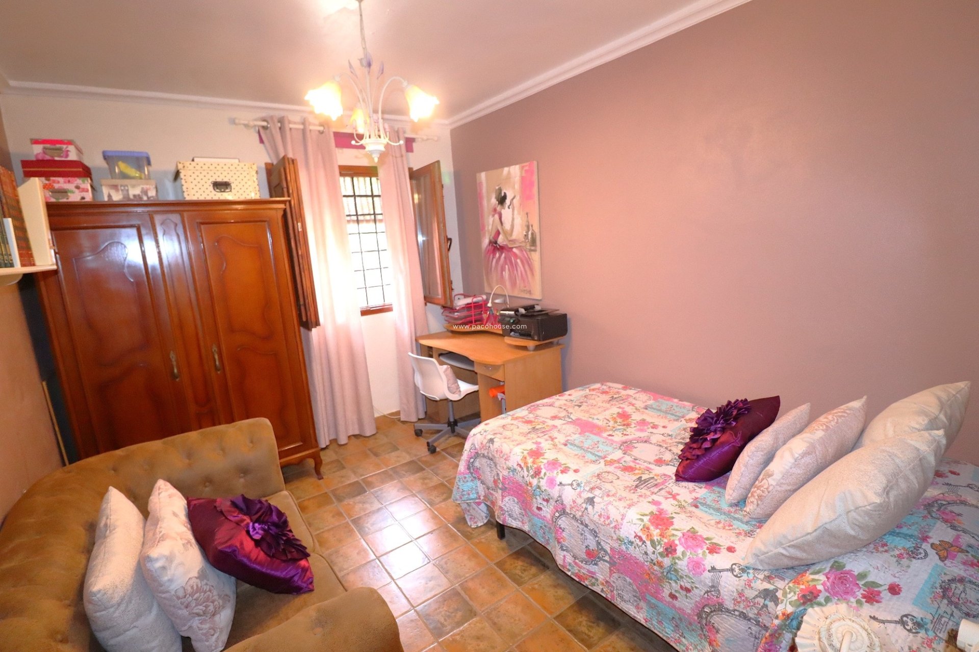 Reventa - Country House -
Purias