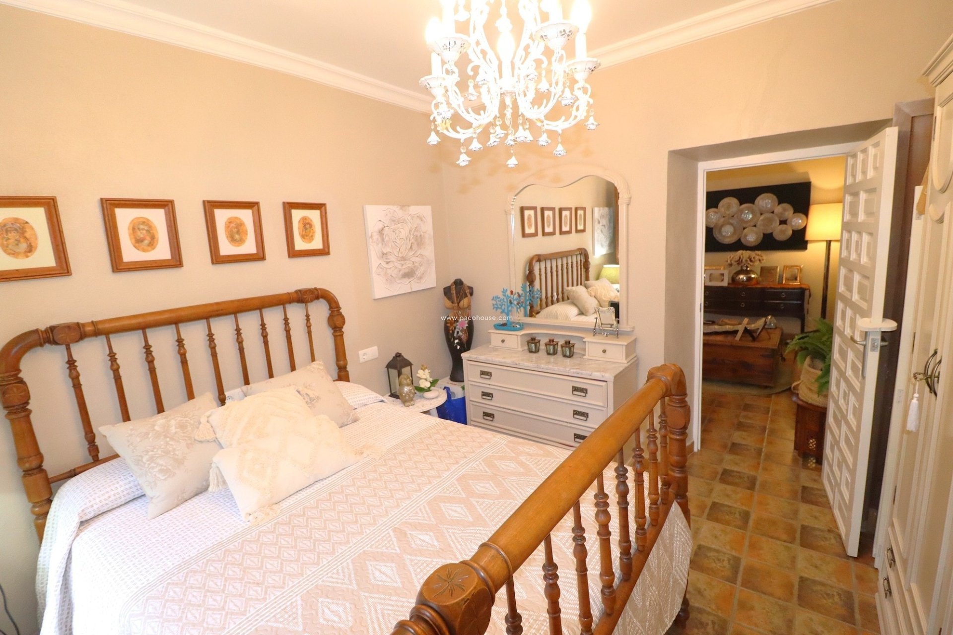 Reventa - Country House -
Purias