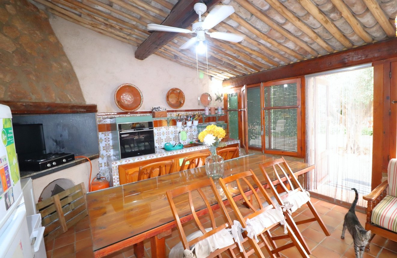 Reventa - Country House -
Purias