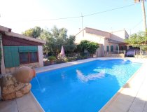 Reventa - Country House -
Purias