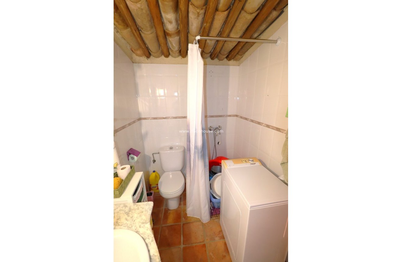 Reventa - Country House -
Purias