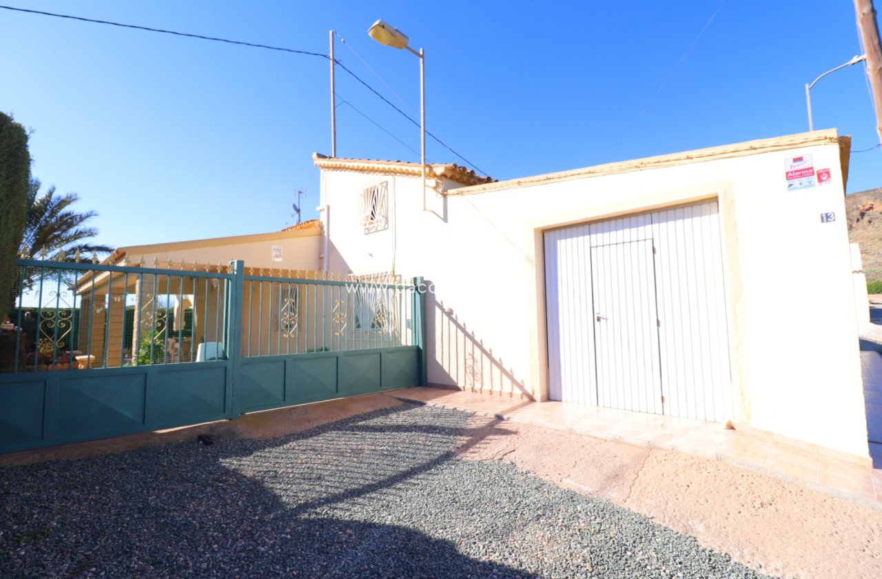 Reventa - Country House -
Purias
