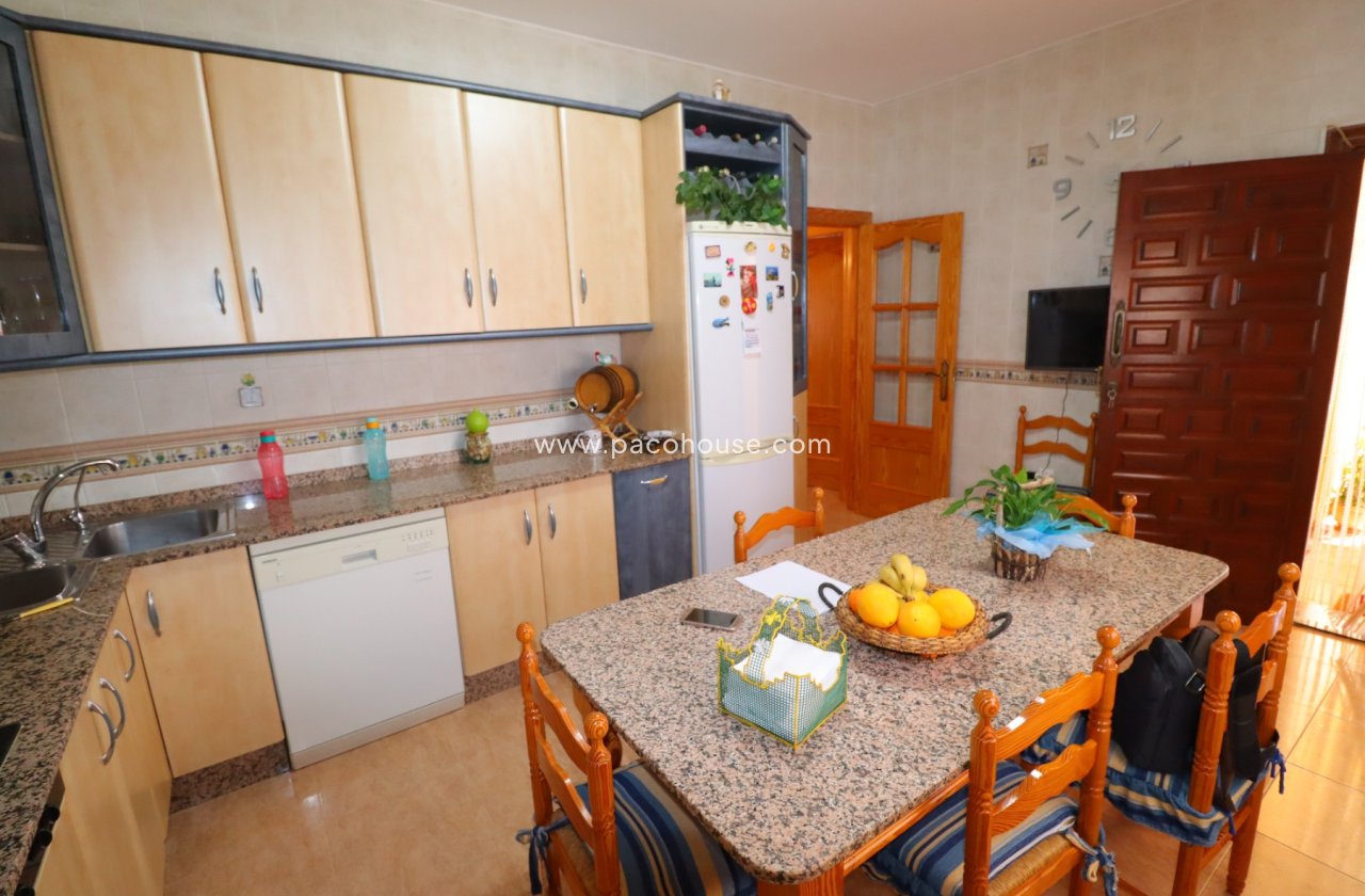 Reventa - Country House -
Purias