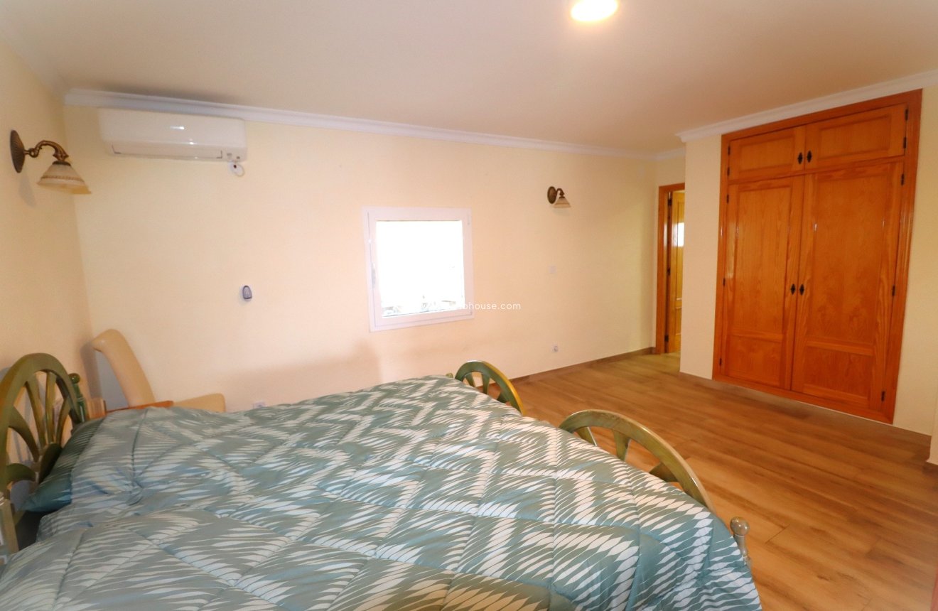 Reventa - Country House -
Zarzalico