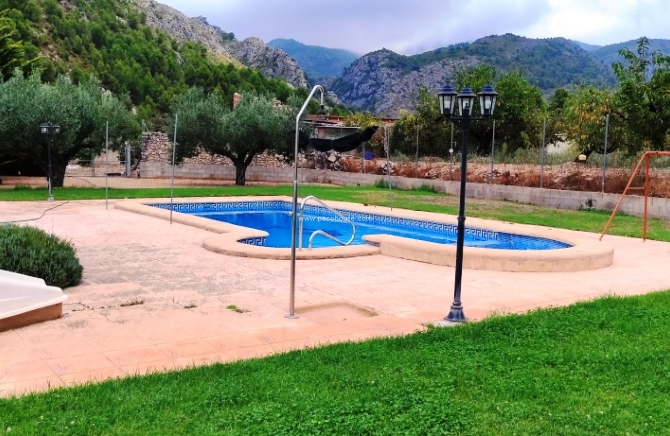 Reventa - Parcela / Terreno -
Lorca