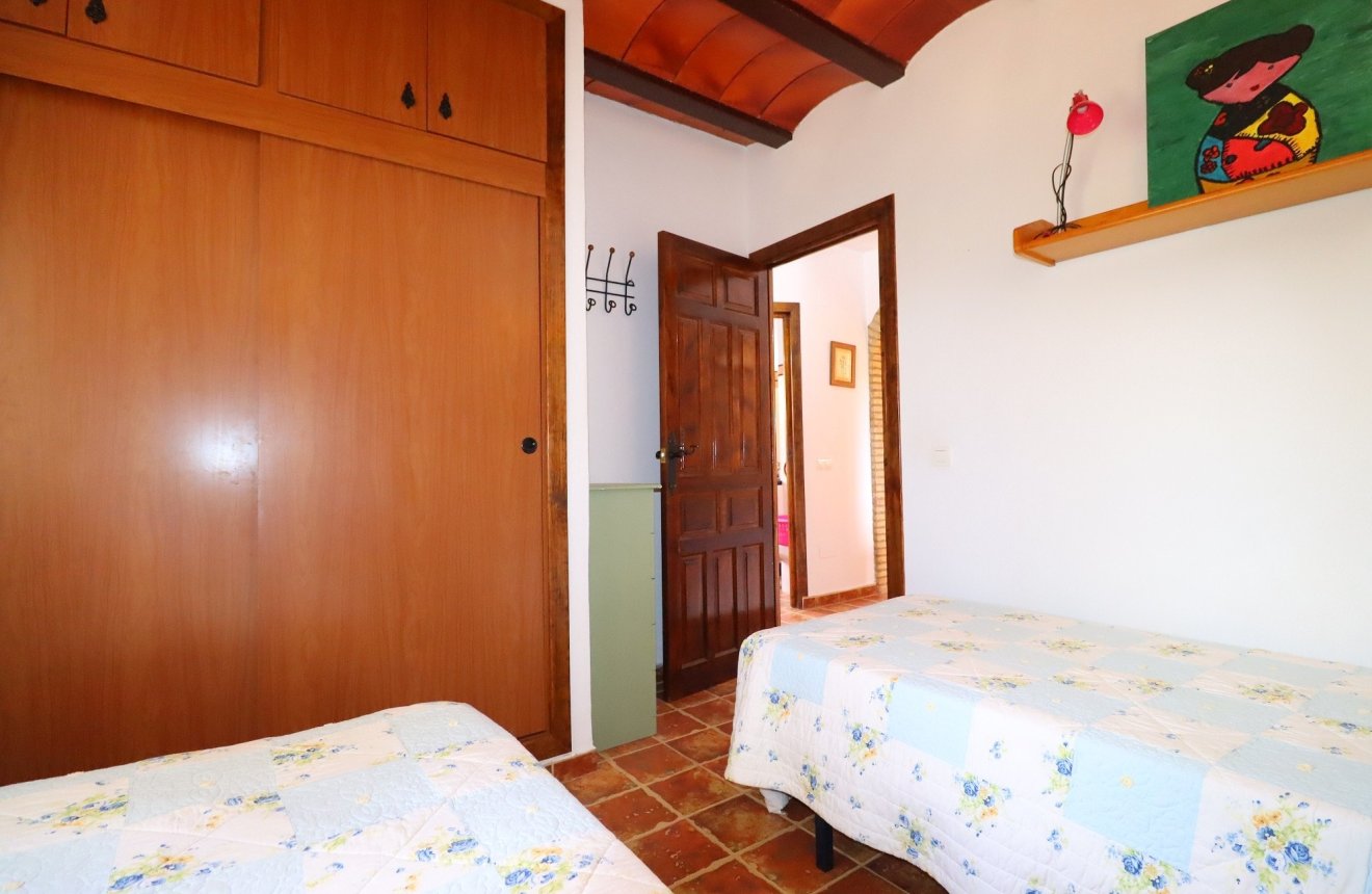 Reventa - Villa -
Aledo