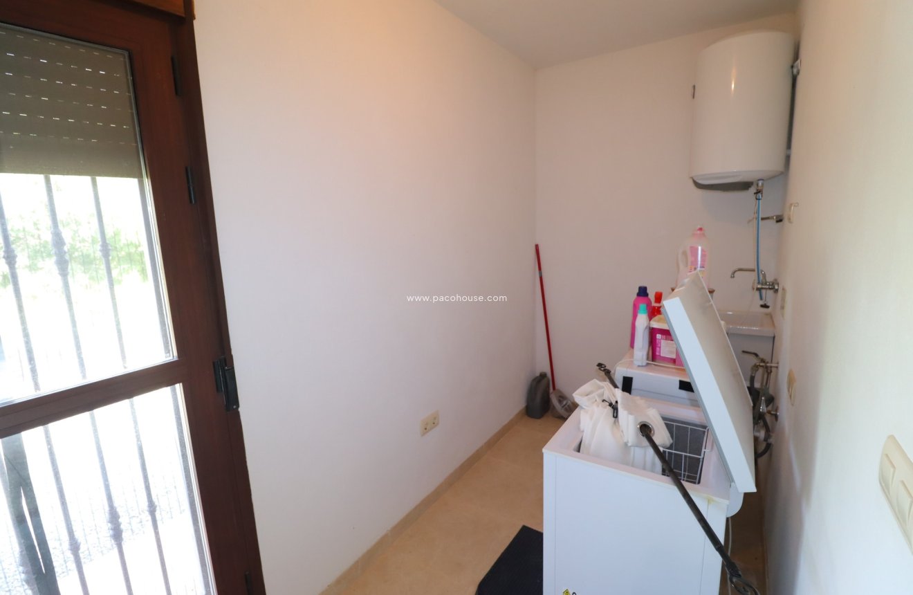 Reventa - Villa -
La Parroquia