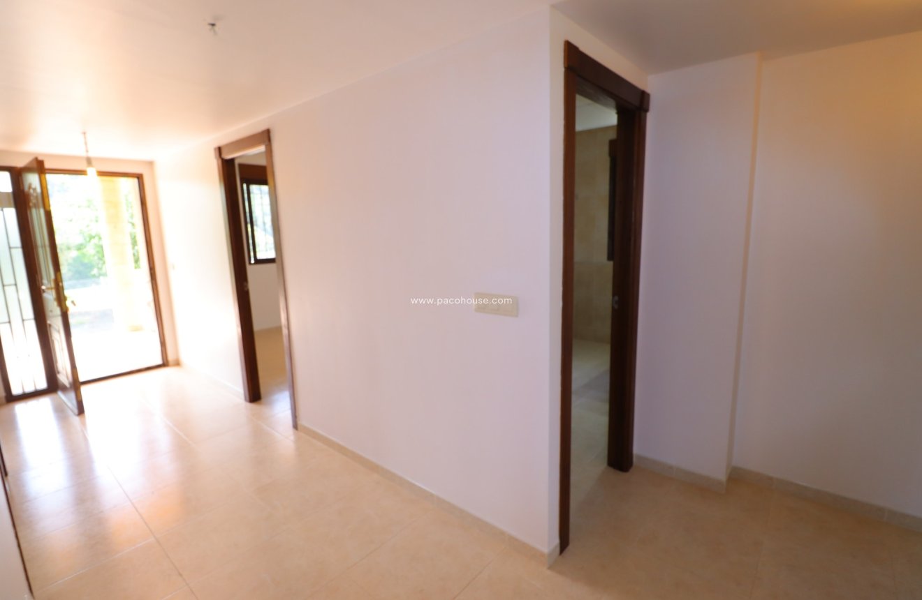 Reventa - Villa -
La Parroquia