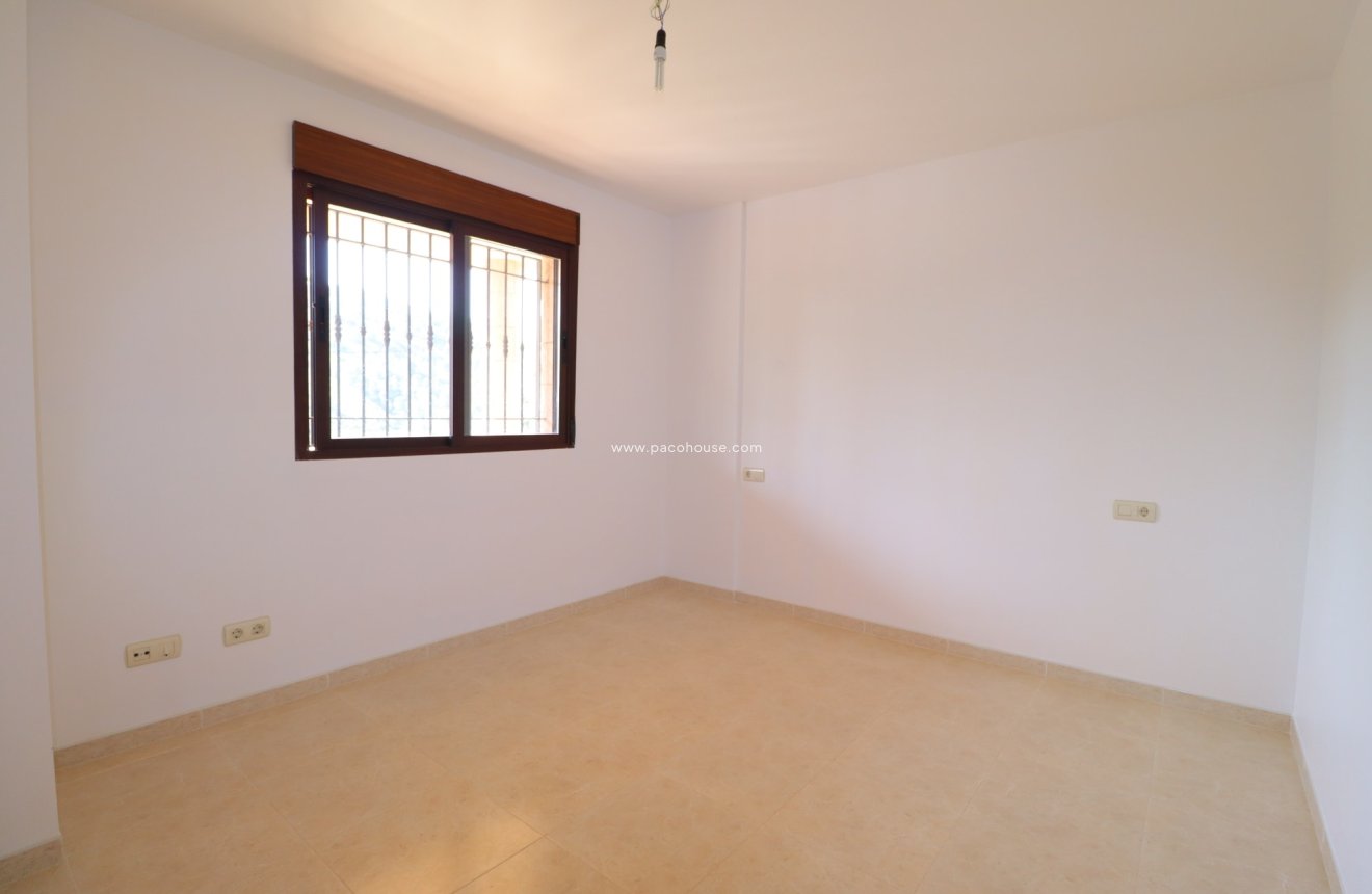 Reventa - Villa -
La Parroquia