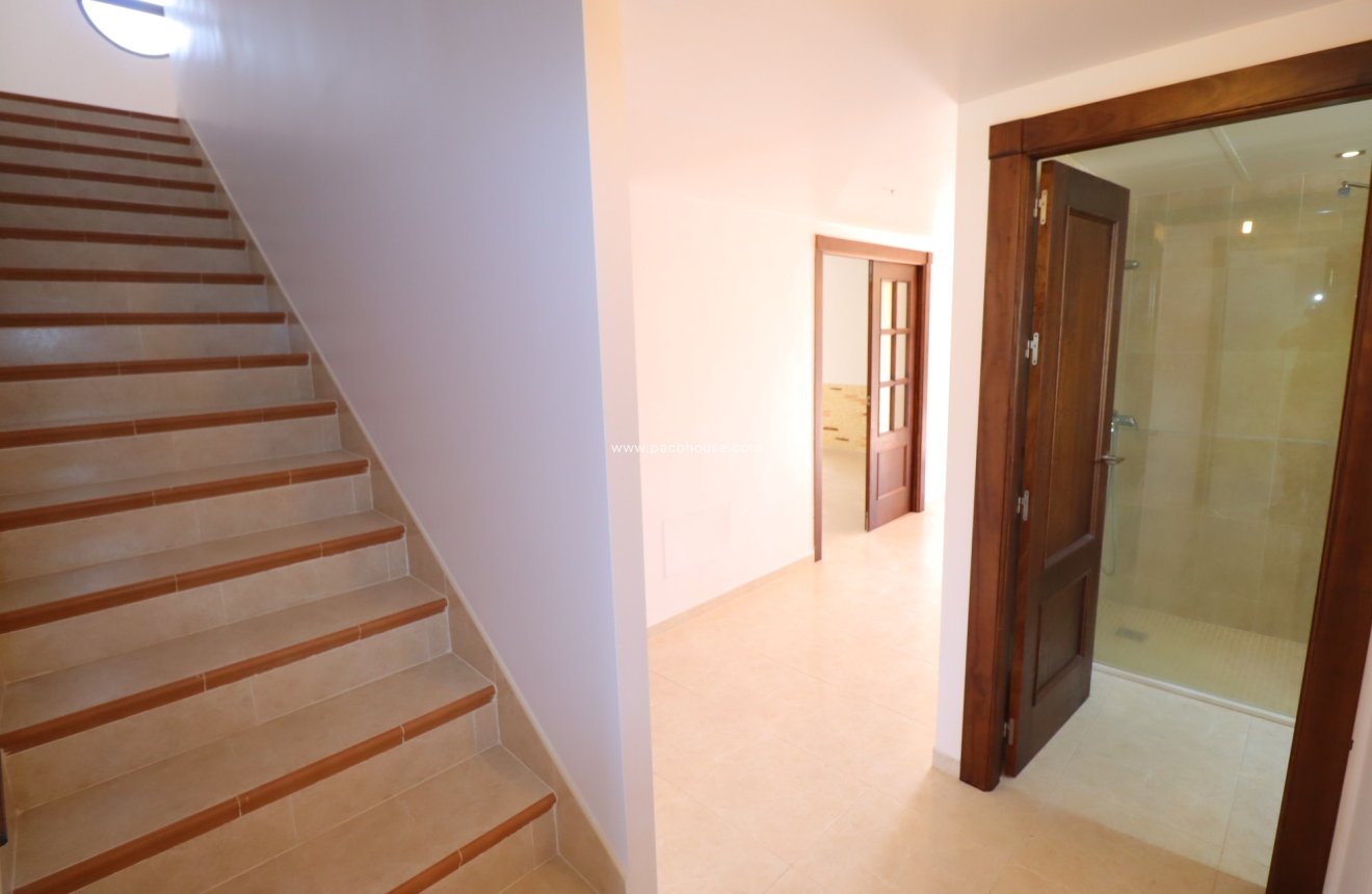 Reventa - Villa -
La Parroquia