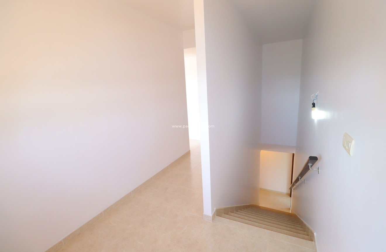 Reventa - Villa -
La Parroquia