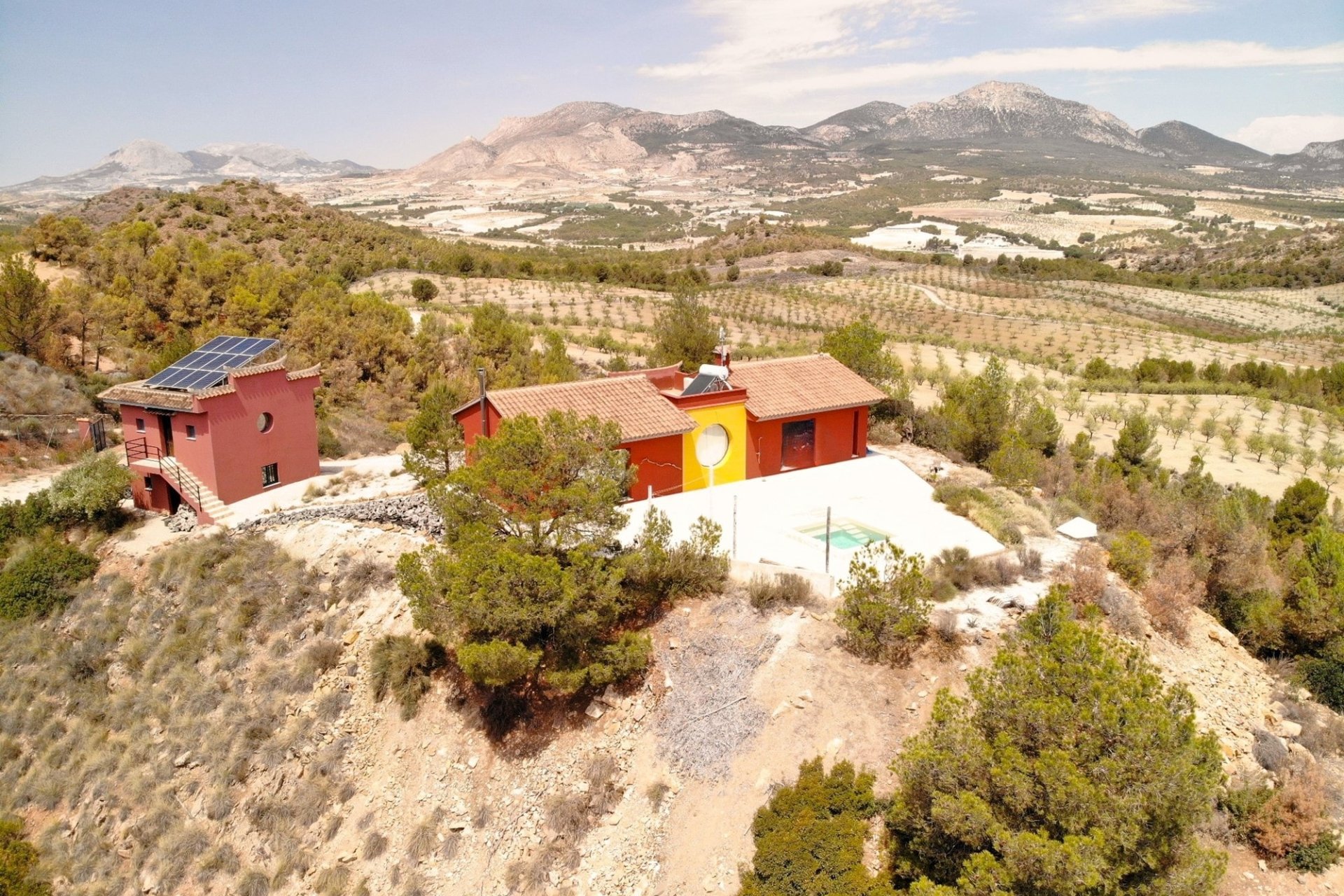 Reventa - Villa -
La Parroquia