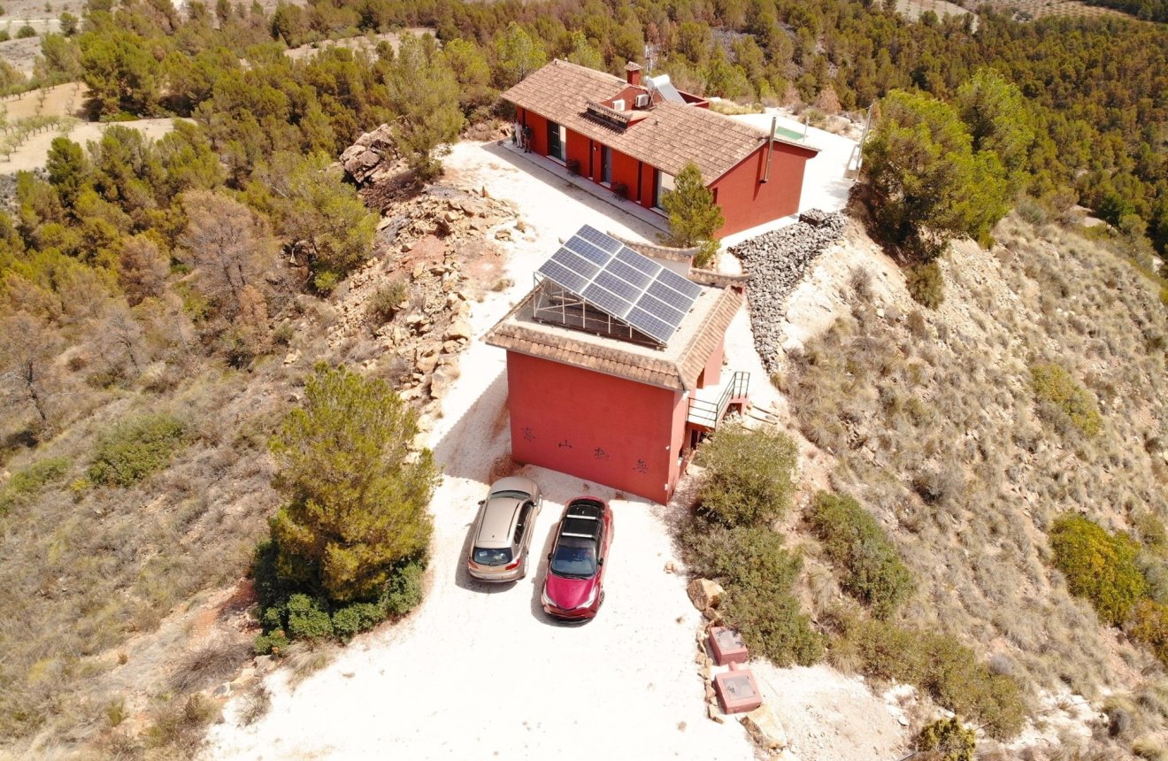 Reventa - Villa -
La Parroquia