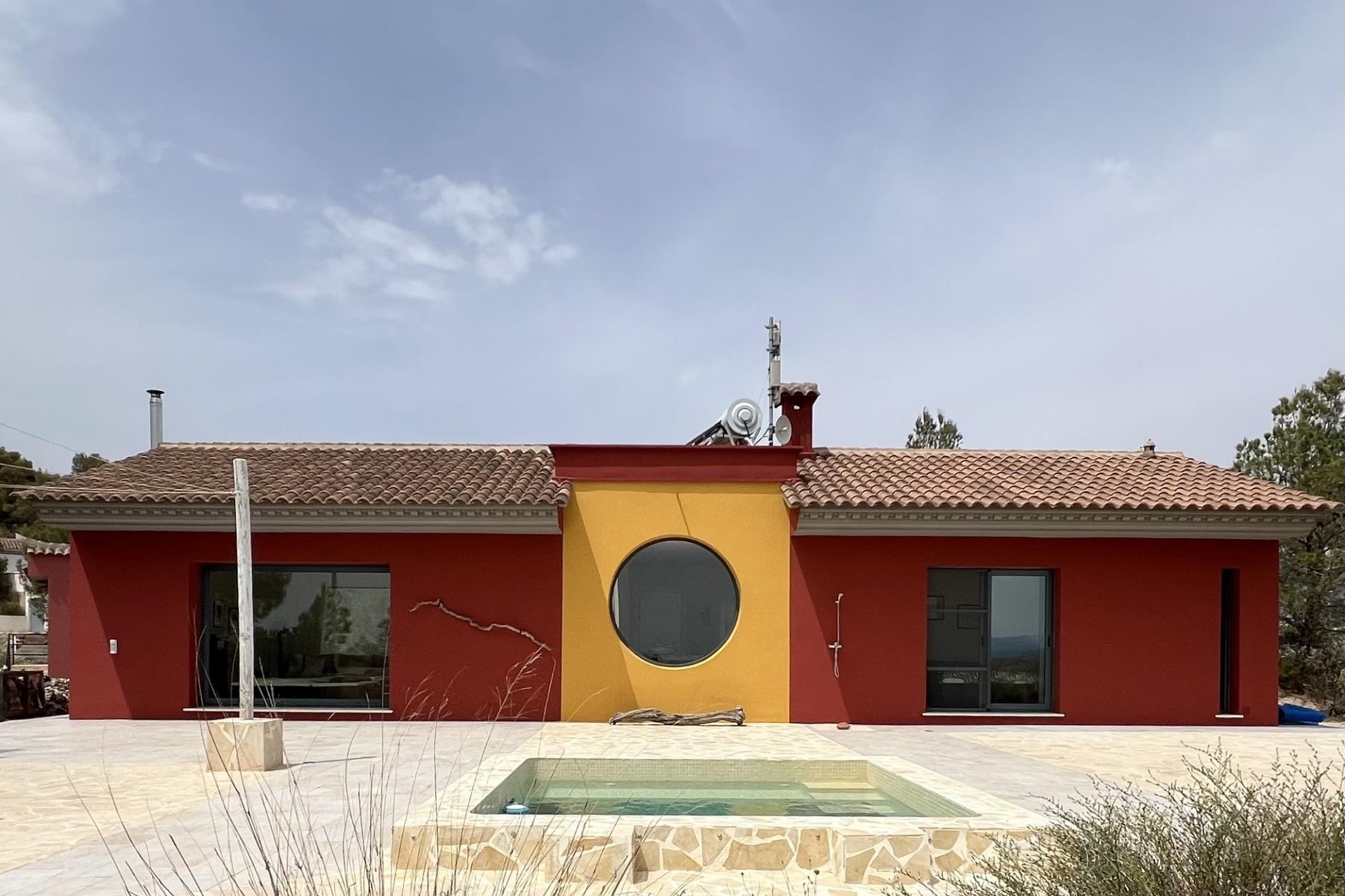 Reventa - Villa -
La Parroquia