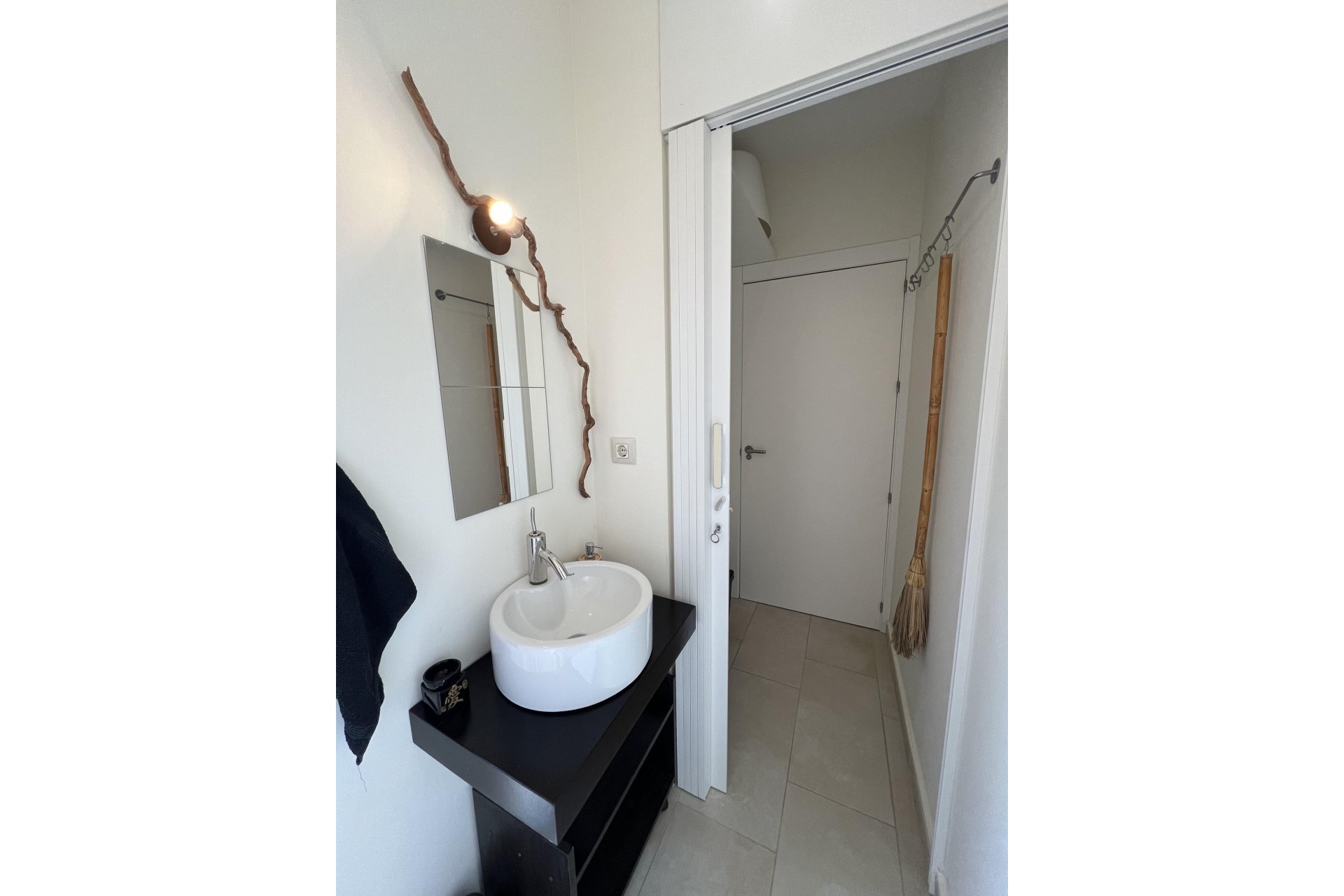 Reventa - Villa -
La Parroquia