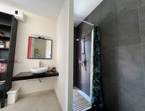 Reventa - Villa -
La Parroquia