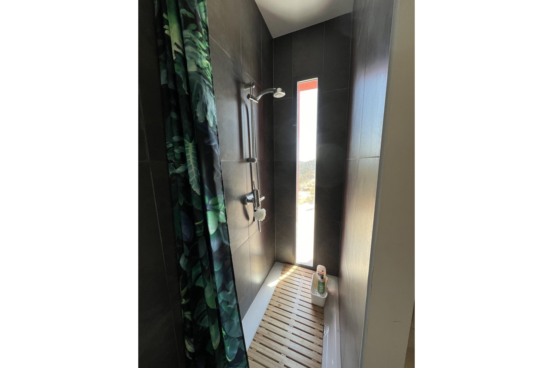 Reventa - Villa -
La Parroquia