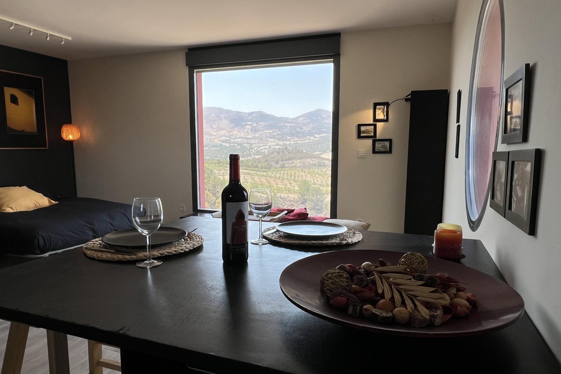 Reventa - Villa -
La Parroquia