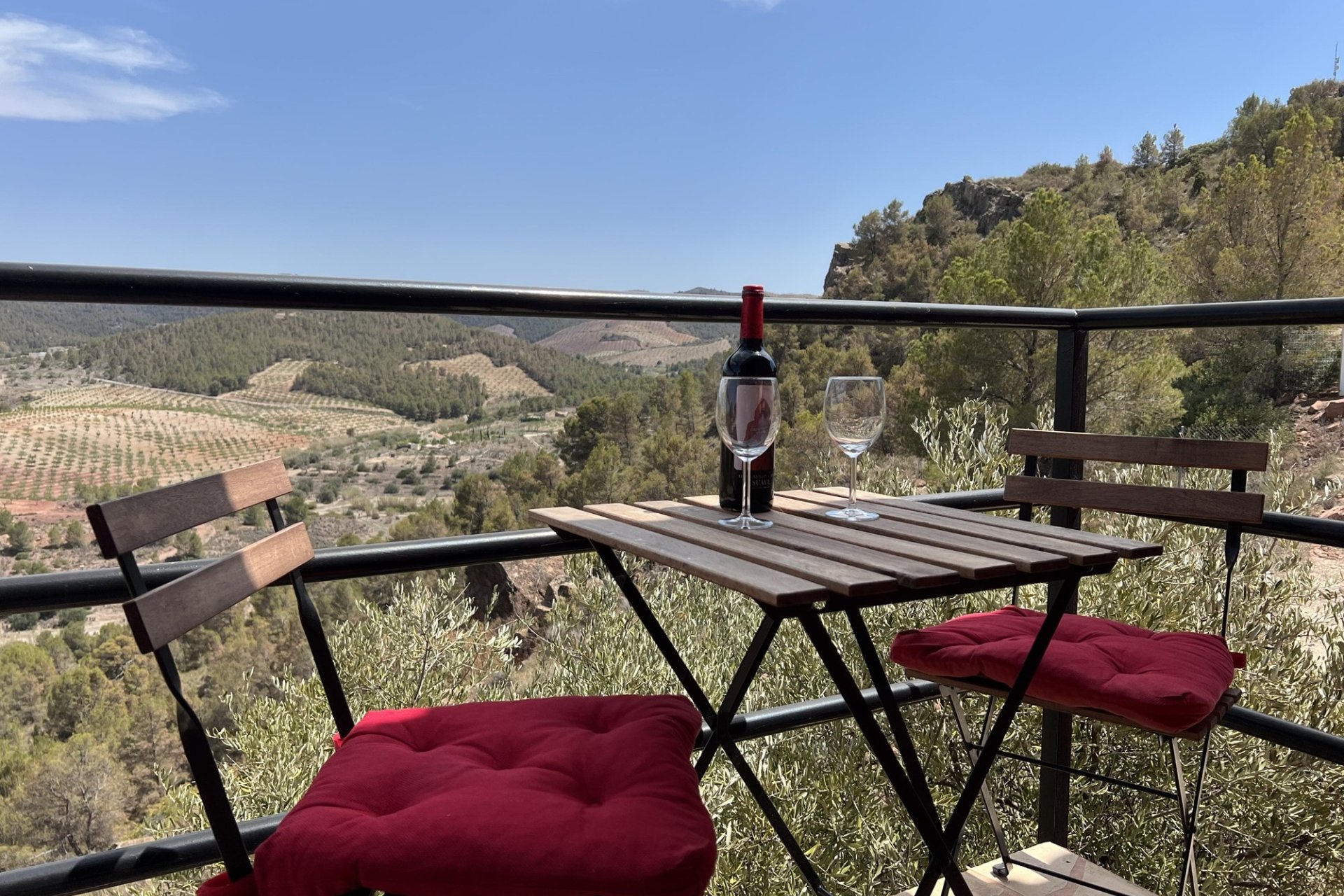 Reventa - Villa -
La Parroquia