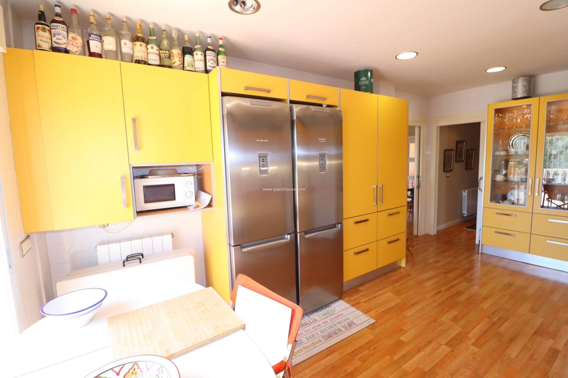 Reventa - Villa -
La Parroquia