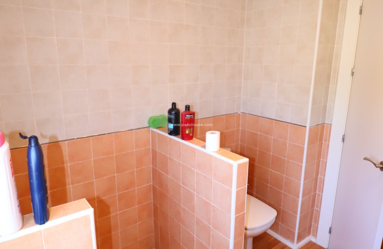 Reventa - Villa -
La Parroquia