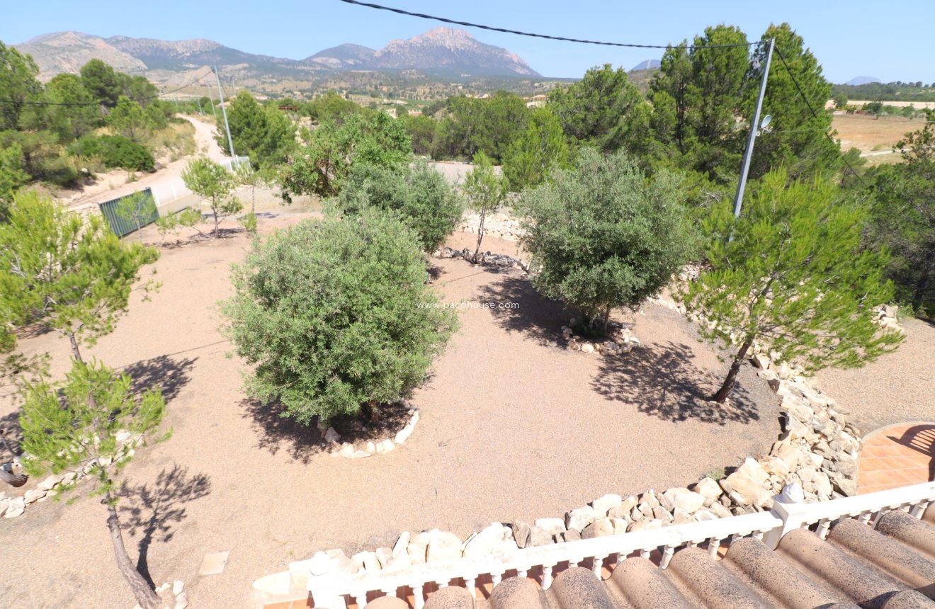 Reventa - Villa -
La Parroquia