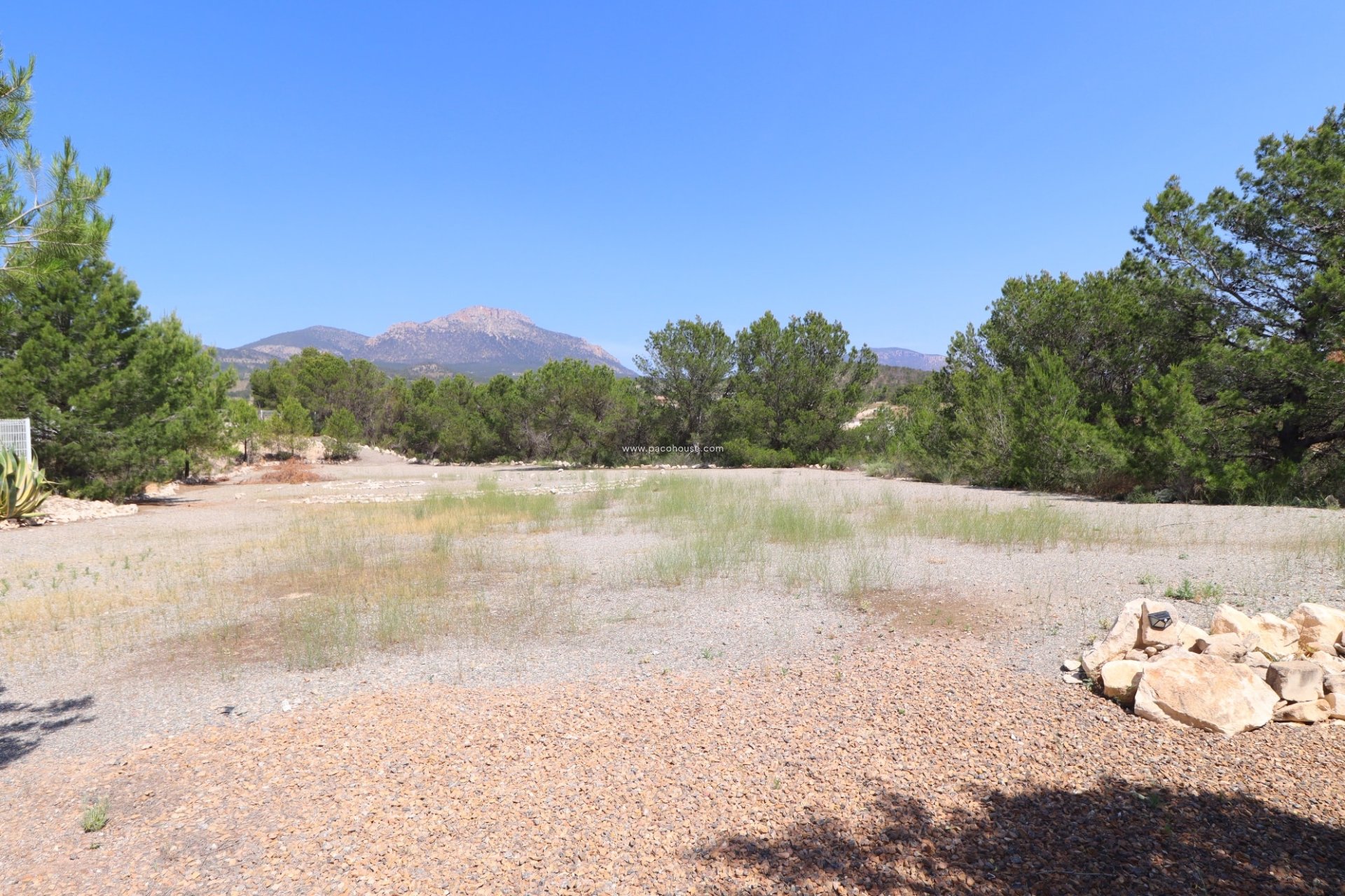 Reventa - Villa -
La Parroquia