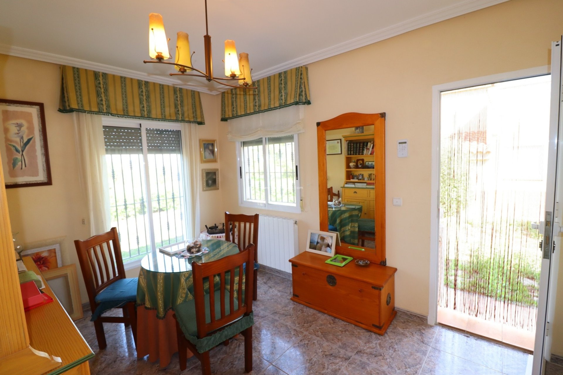 Reventa - Villa -
Lorca