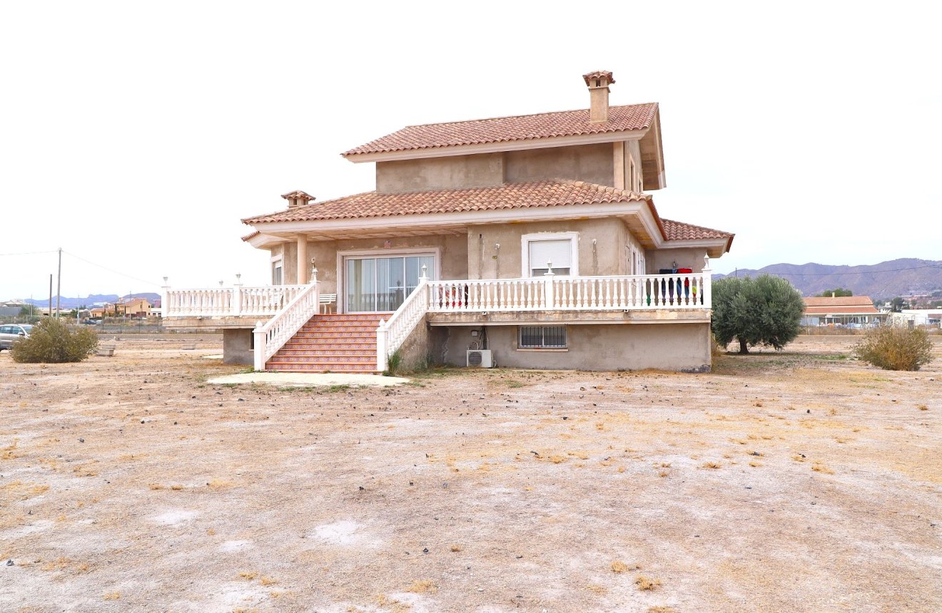 Reventa - Villa -
Lorca
