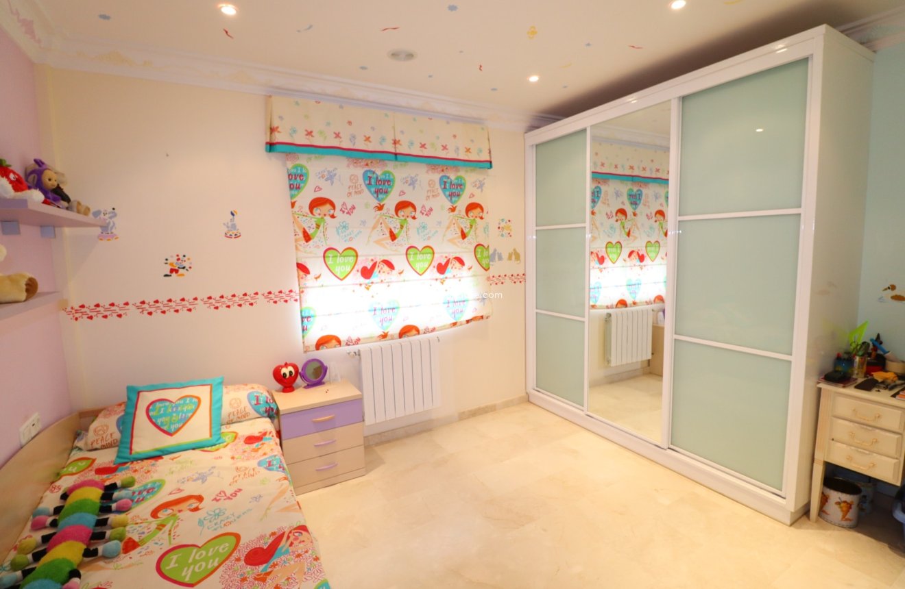 Reventa - Villa -
Lorca