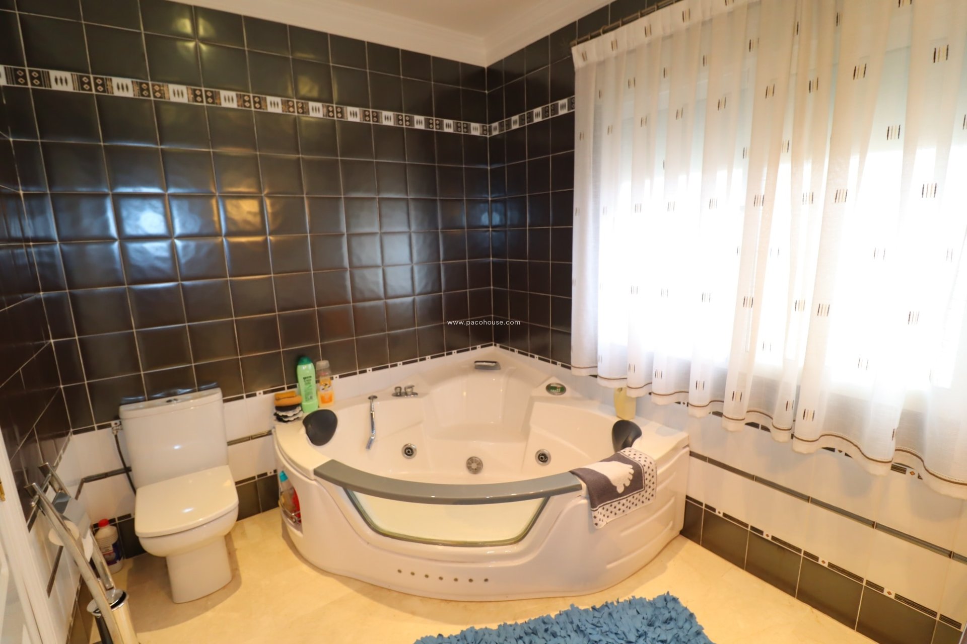 Reventa - Villa -
Lorca