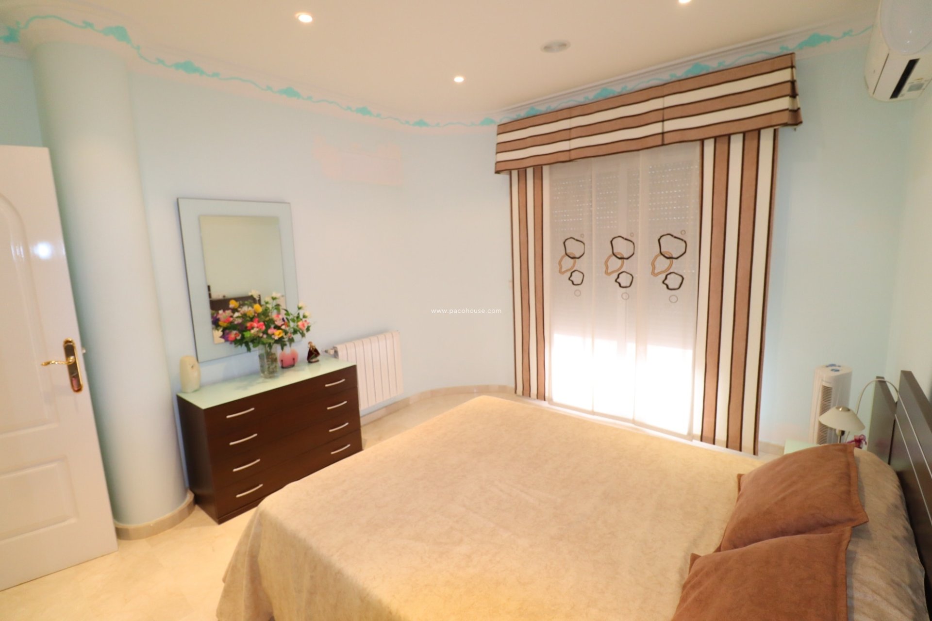 Reventa - Villa -
Lorca