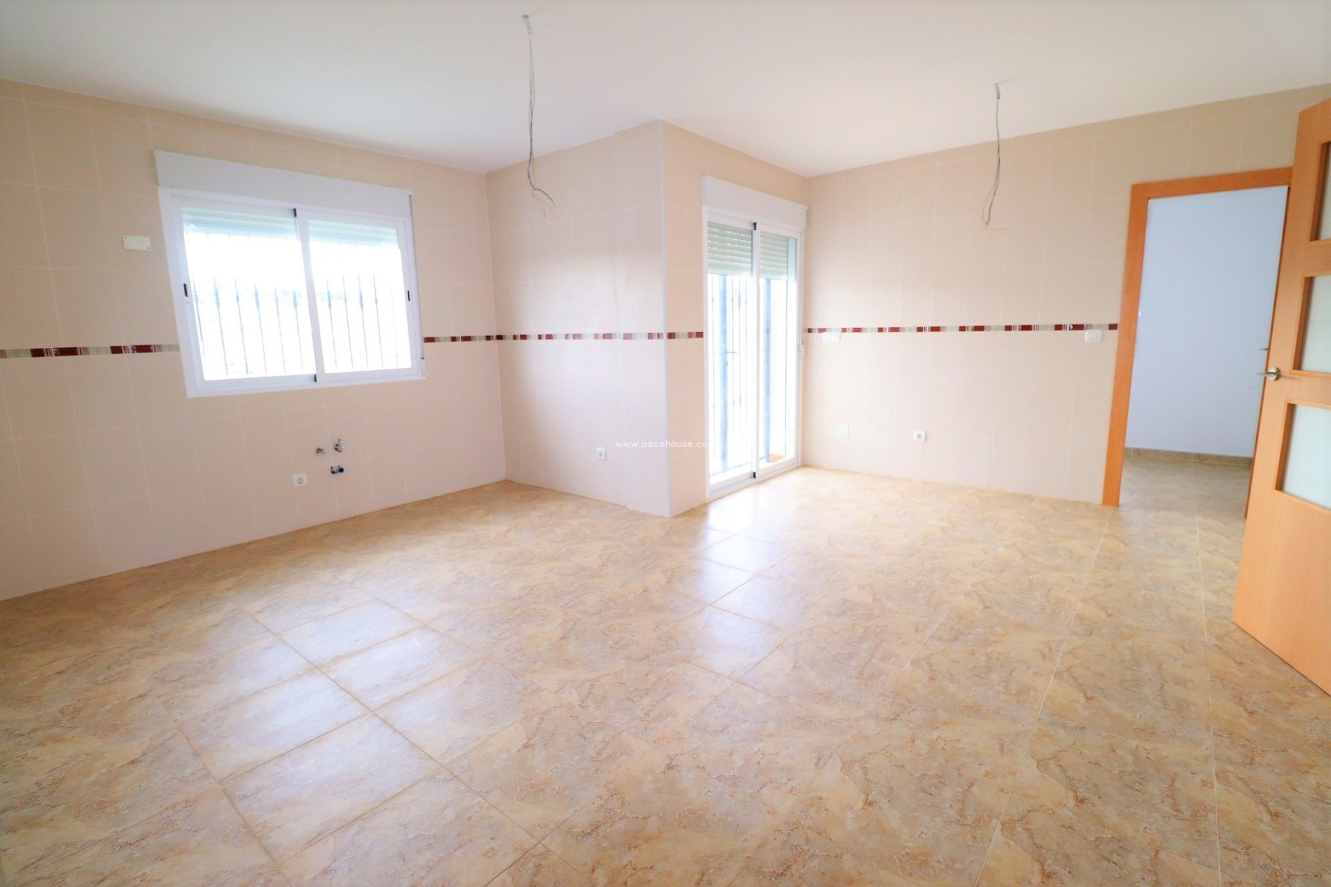 Reventa - Villa -
Puerto Lumbreras