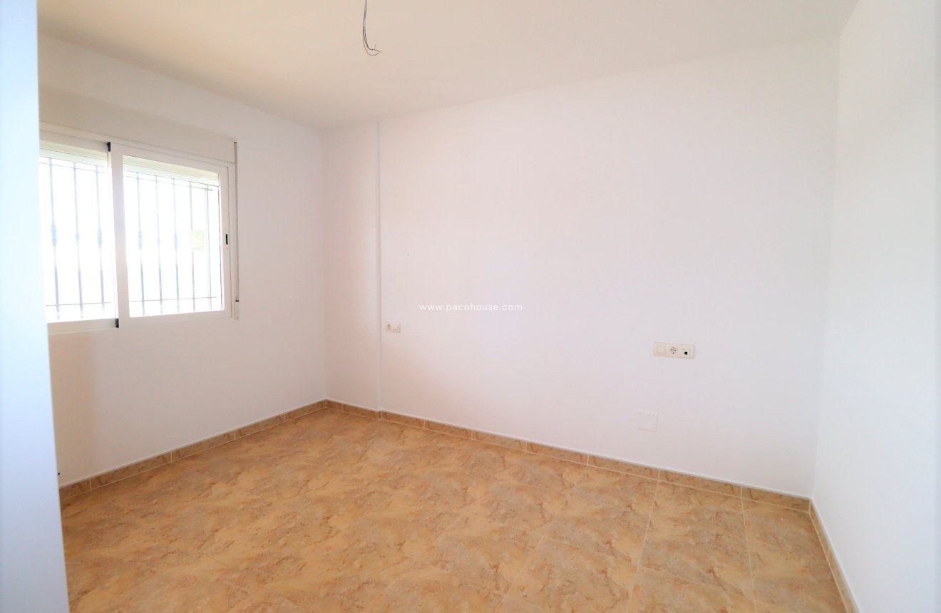 Reventa - Villa -
Puerto Lumbreras