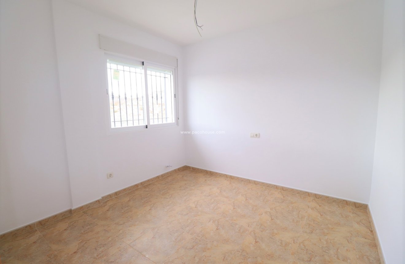 Reventa - Villa -
Puerto Lumbreras