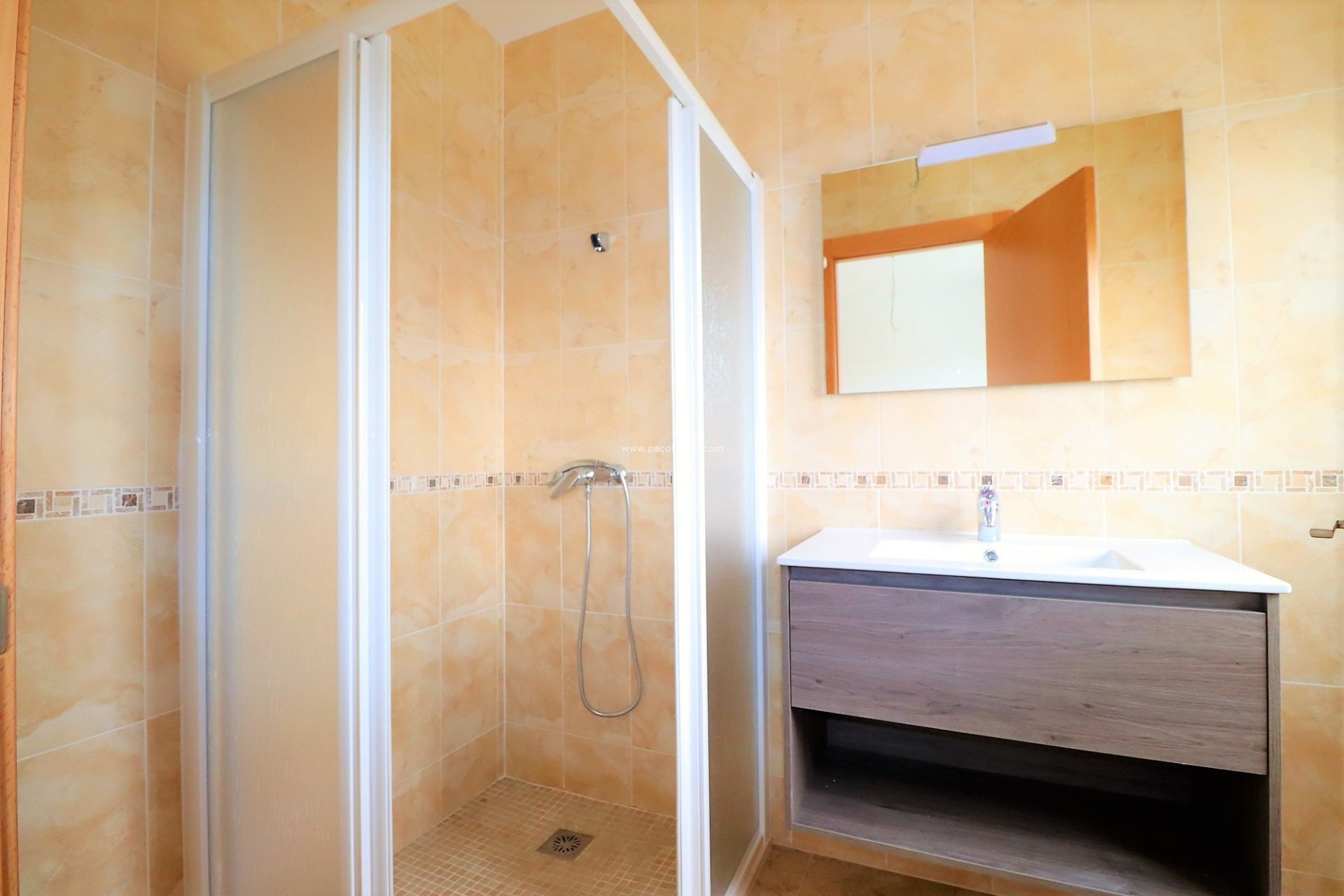 Reventa - Villa -
Puerto Lumbreras