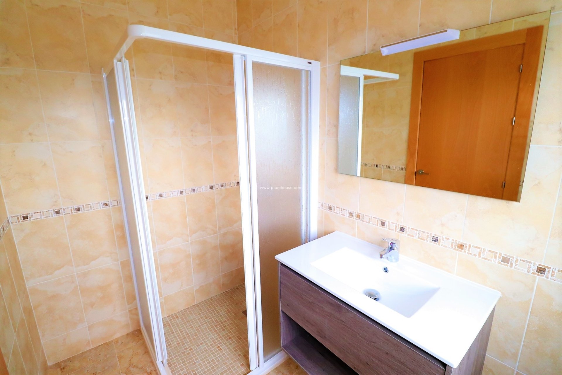 Reventa - Villa -
Puerto Lumbreras