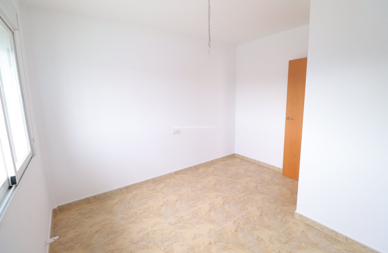 Reventa - Villa -
Puerto Lumbreras