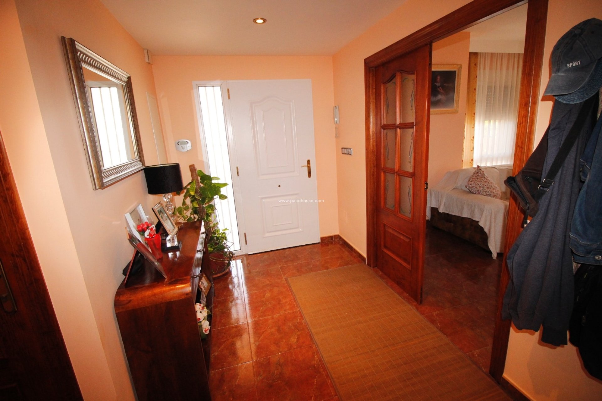 Reventa - Villa -
Purias