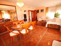 Reventa - Villa -
Purias