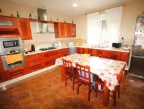 Reventa - Villa -
Purias